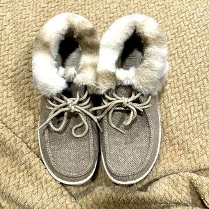 Hey Dude Women’s shoes size 7. Britt/Coffee Dye